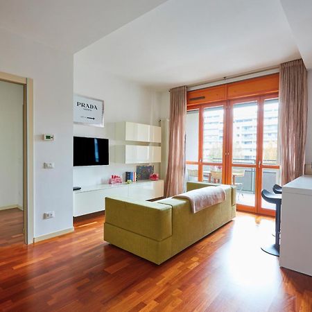 Il Comfort Dello Spazio, In Un Bilocale Milan Exterior photo